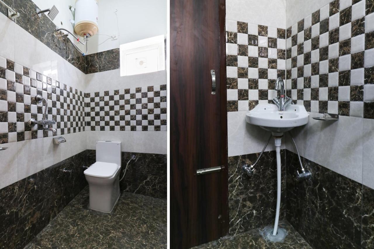 Oyo 64004 Hotel Kartar Zirakpur Esterno foto