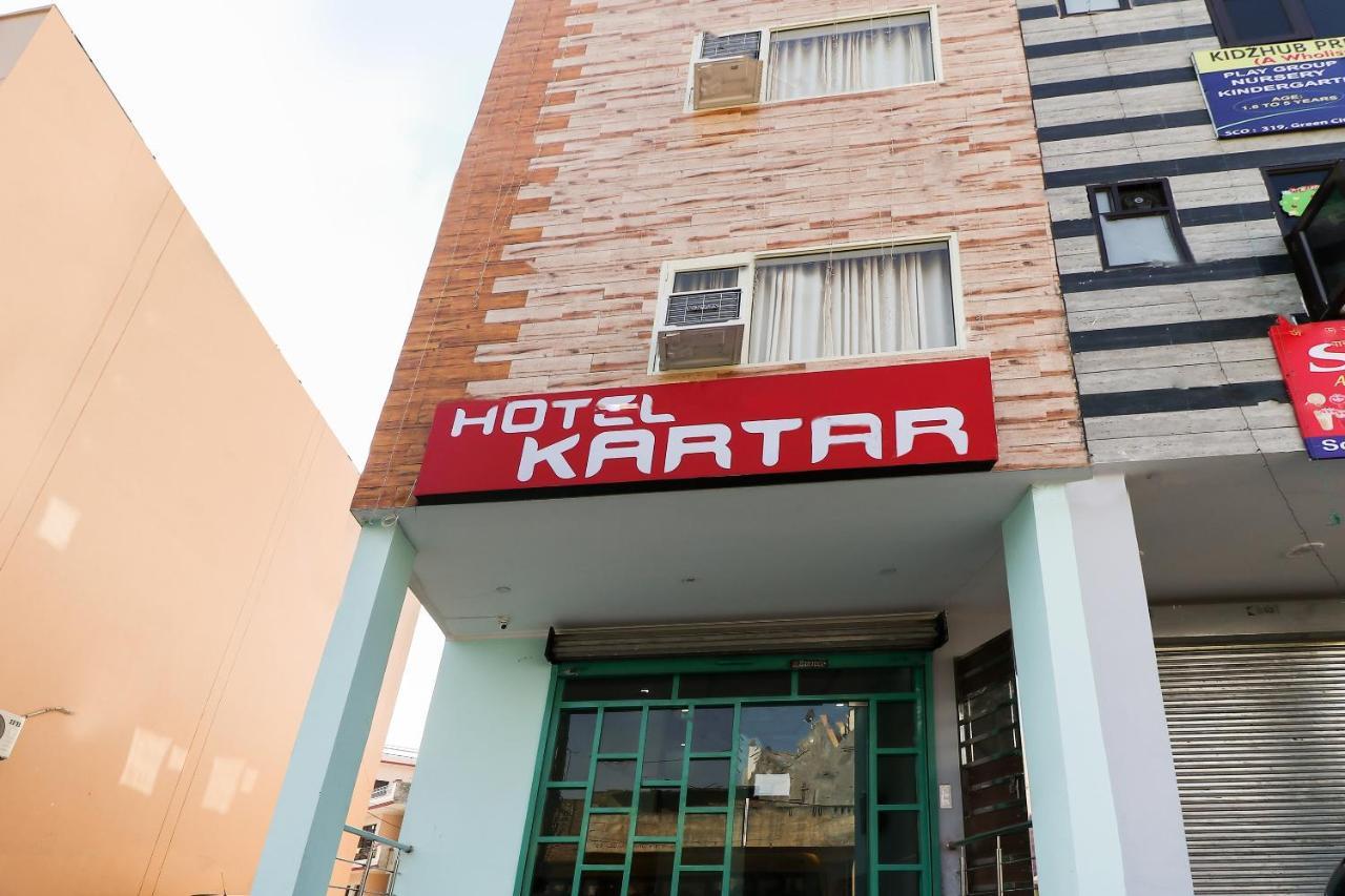 Oyo 64004 Hotel Kartar Zirakpur Esterno foto